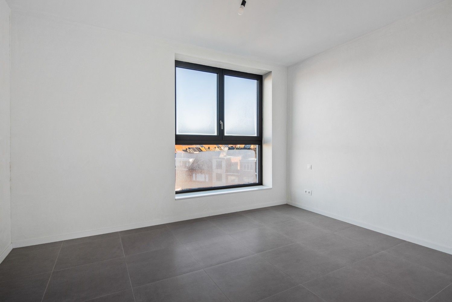 Ruim 1-slaapkamerappartement met groot terras op de derde verdieping – De Lesselier foto 9