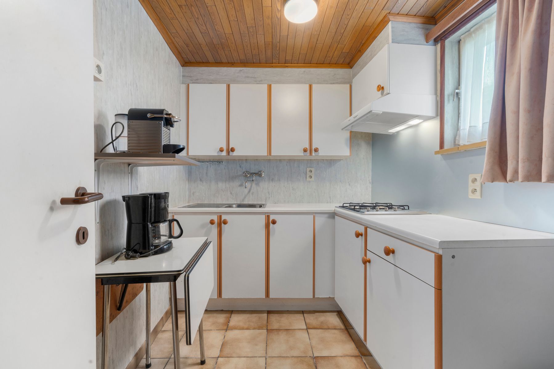 TE KOOP - te renoveren woning op rustige locatie  foto 6