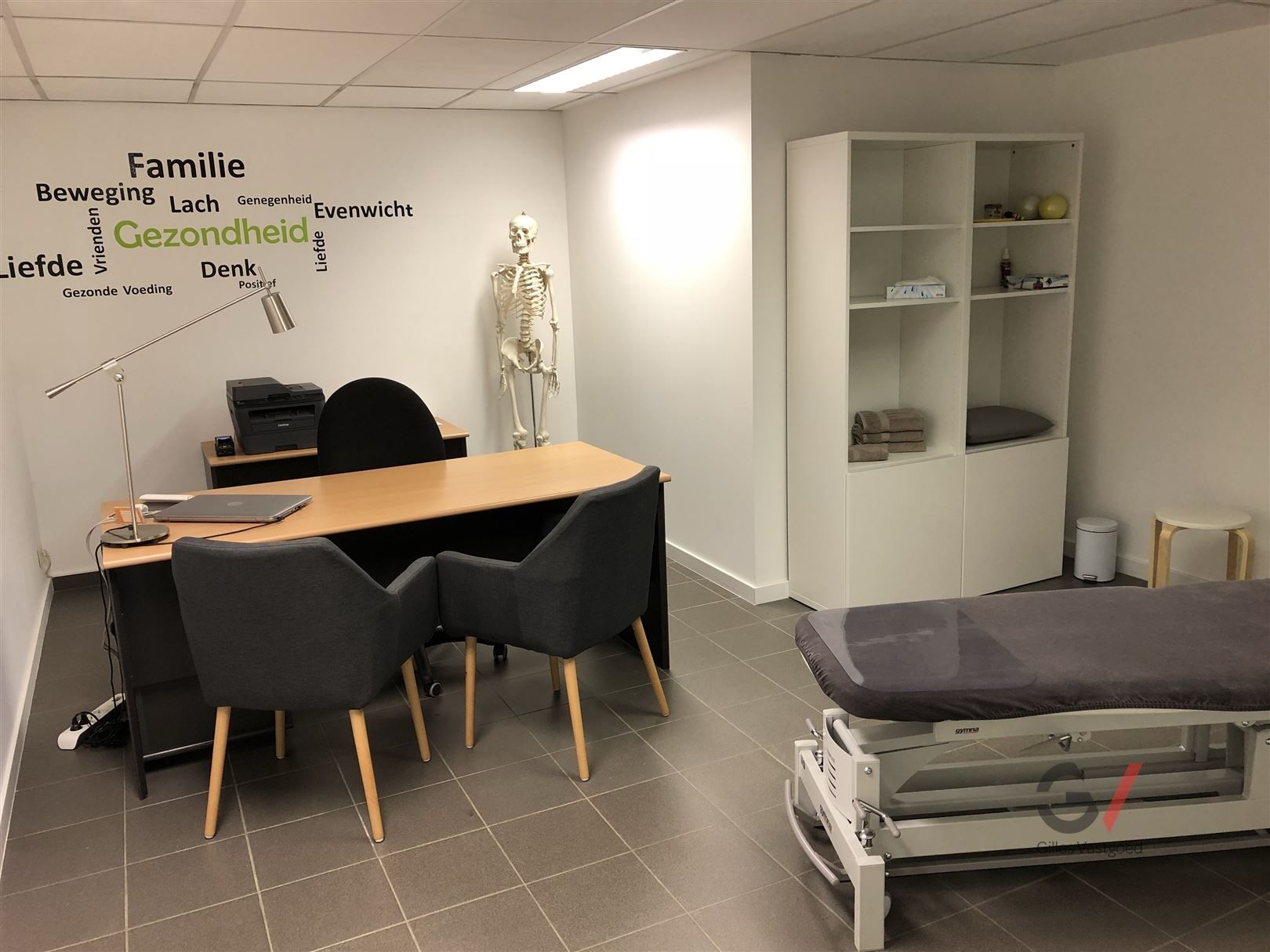 Commerciële winkelruimte te huur foto 11