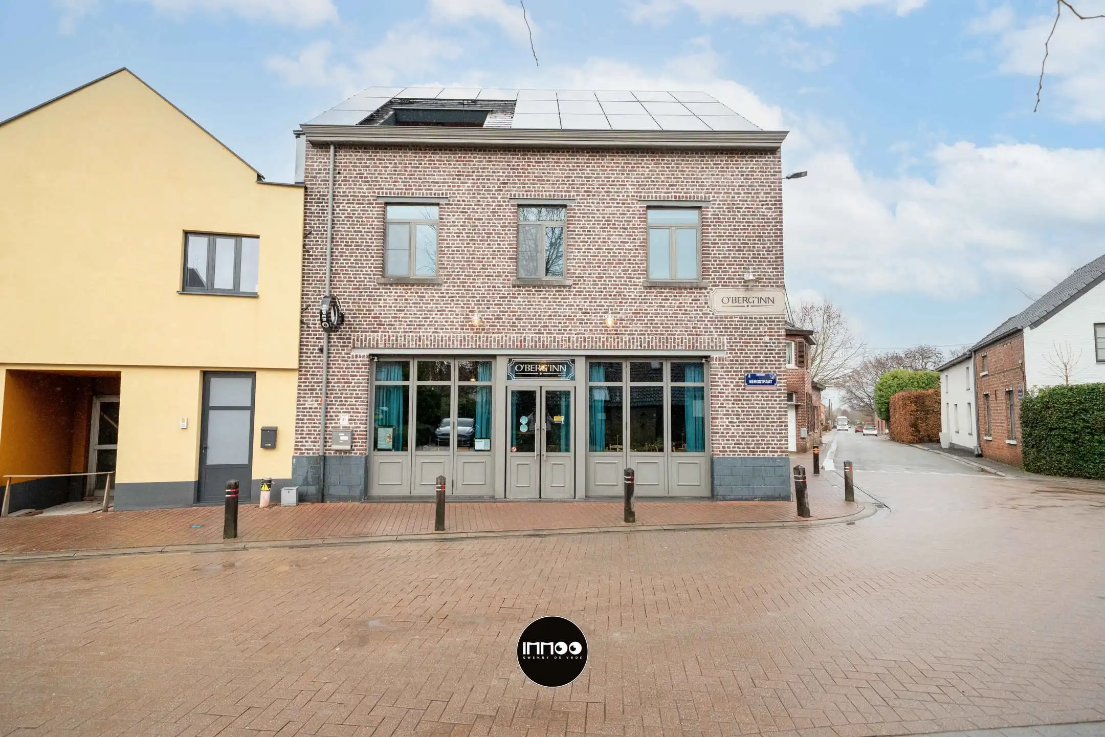 Commerciële ruimte te huur foto {{pictureIndex}}