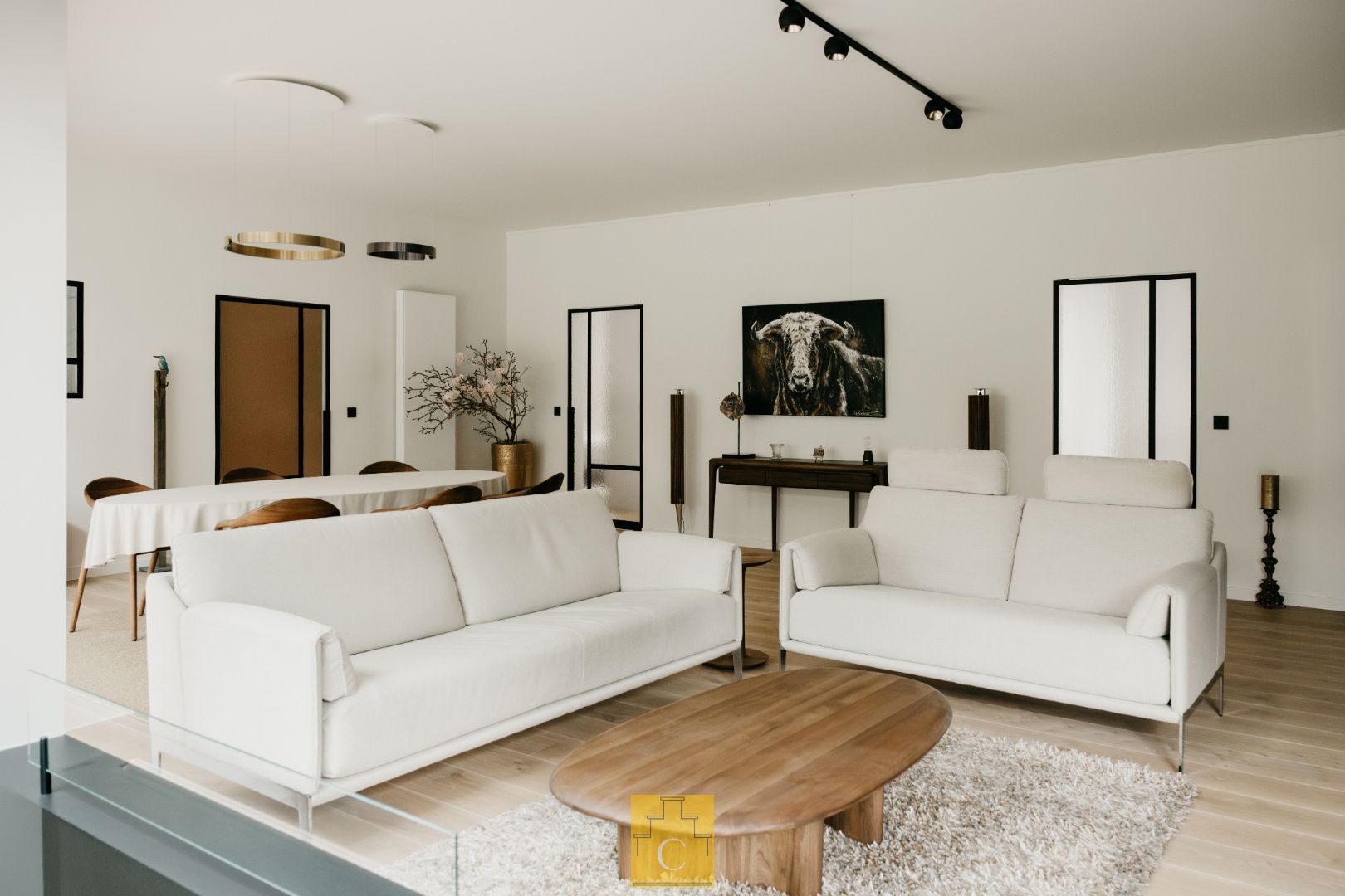 Uniek high-end appartement met privétuin in hartje Brugge – ca220 m² wooncomfort en ca170 m² Monbaliu-tuin foto {{pictureIndex}}