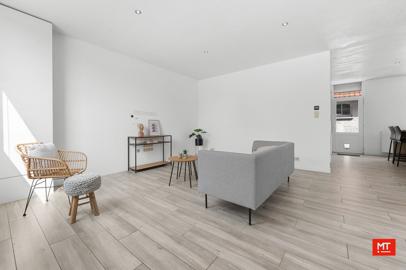 Instapklare, alleenstaande woning met 3/4 slaapkamers, tuin en garage in Zonnebeke foto 5