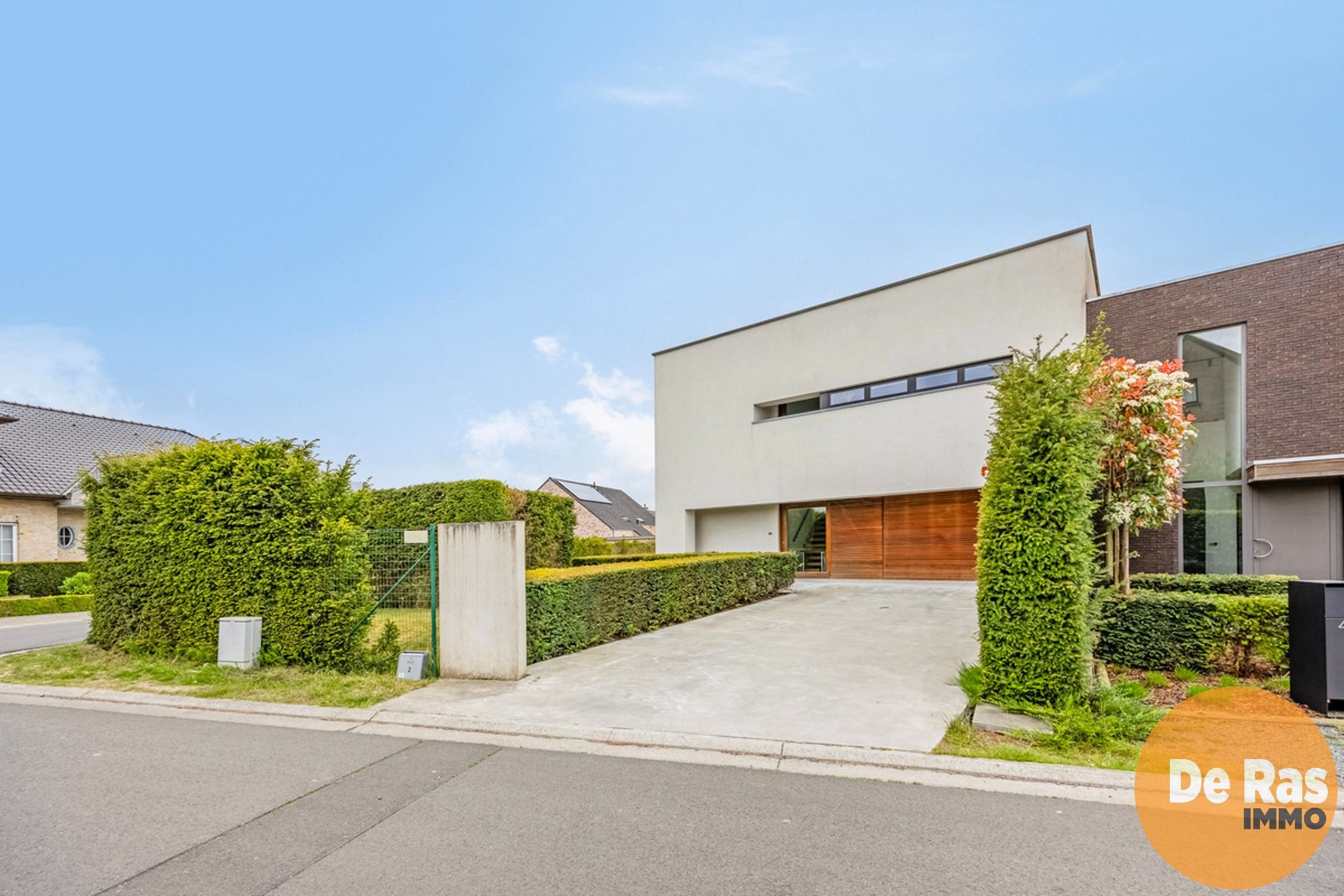 ZOTTEGEM - Stijlvolle moderne villa op 18a 69ca foto {{pictureIndex}}