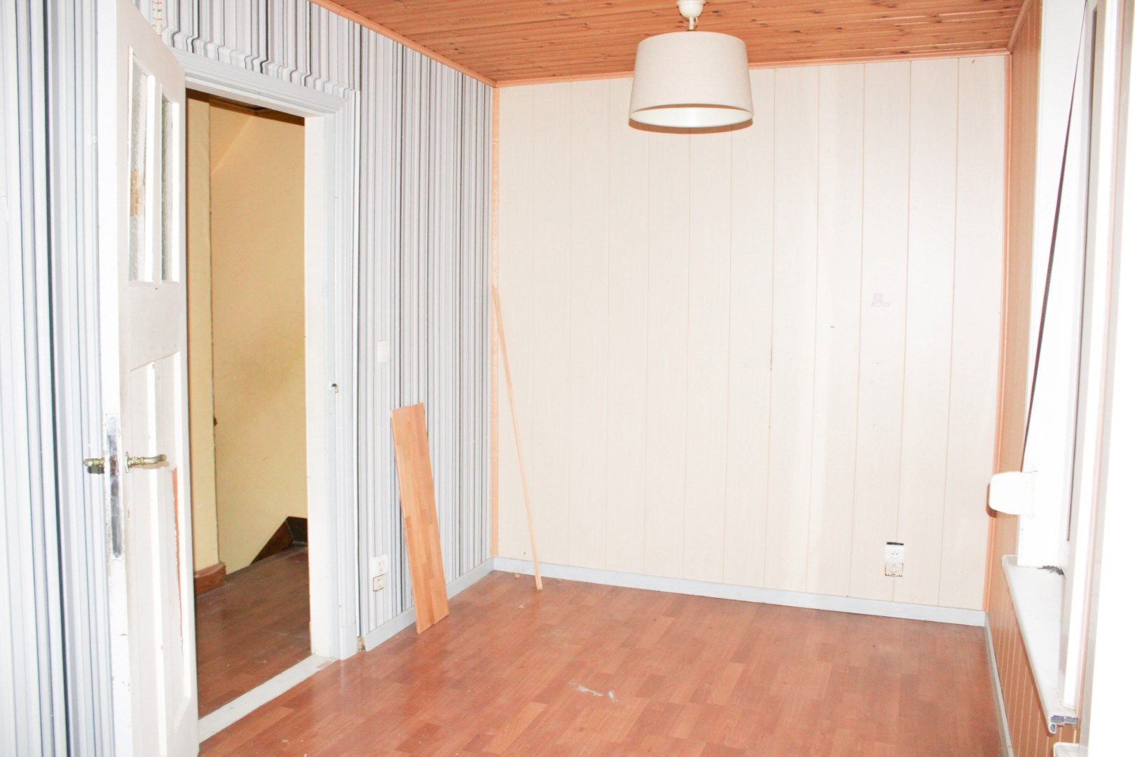 Te koop: Charmante starterswoning met grote tuin in het centrum van Sint-Niklaas! foto 11