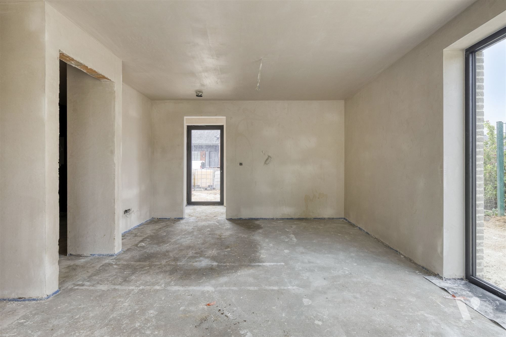 Nieuwbouwwoning in rustige omgeving foto 15