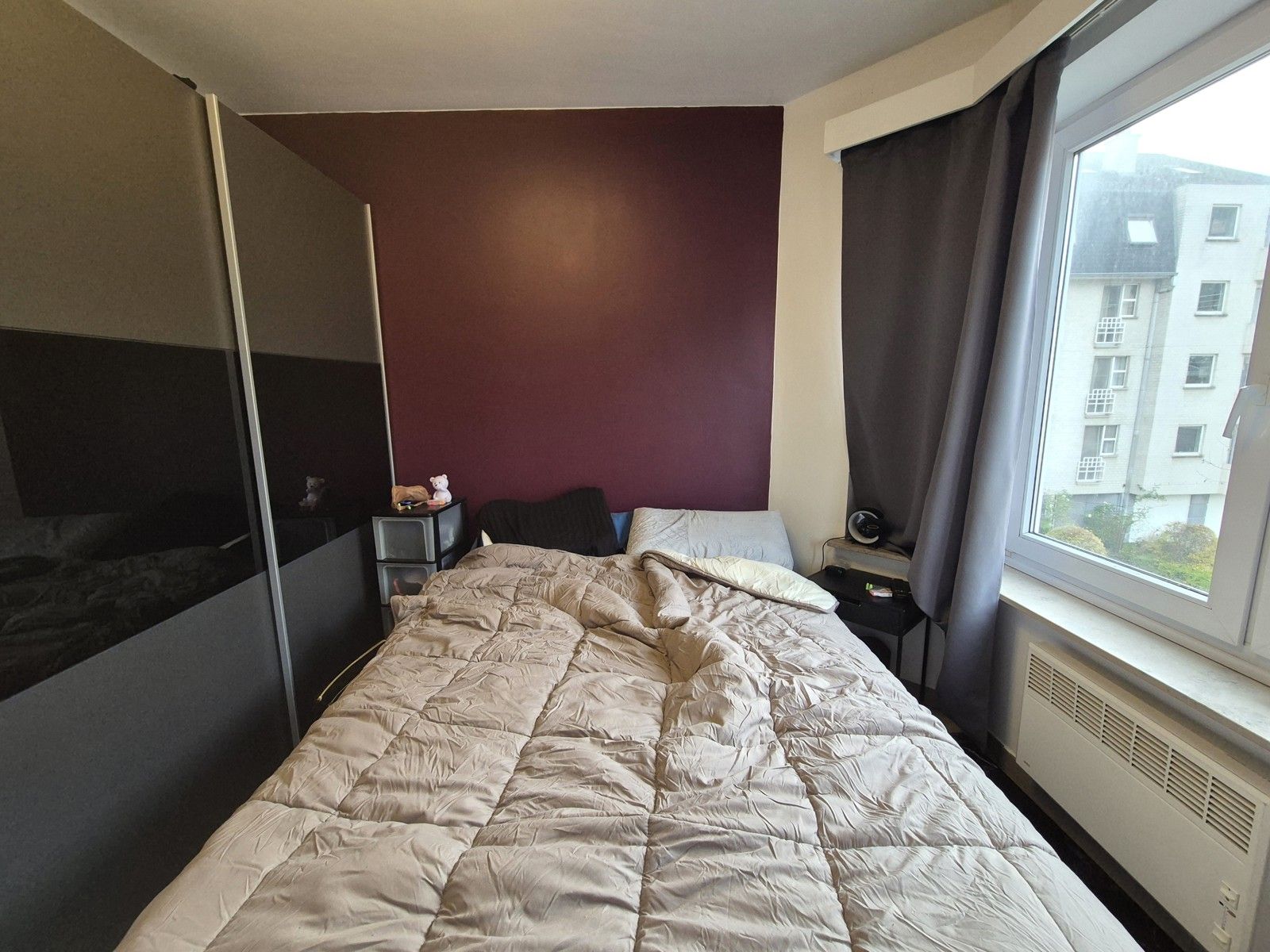 Appartement op rustige ligging met veel ramen en ruim terras foto 6