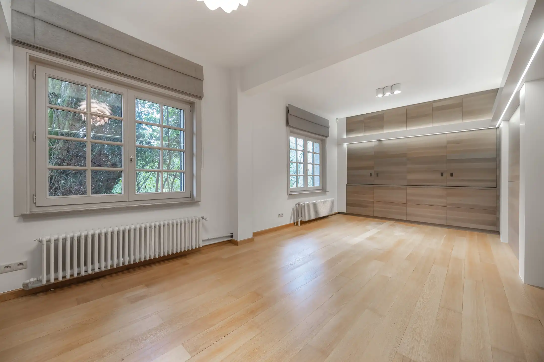Stijlvolle villa met zwembad en uitzonderlijk potentieel foto 12