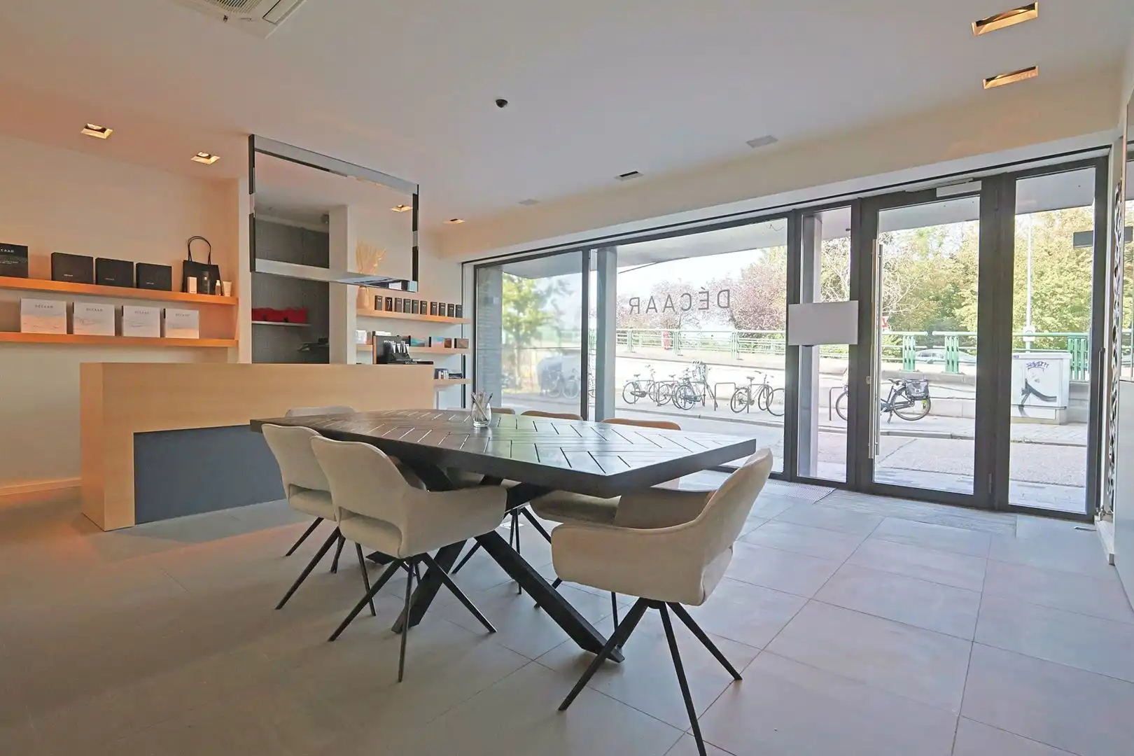 Handelspand van 104 m² op een uitstekende locatie in Hasselt foto 4