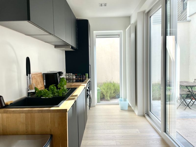 Gerenoveerde woning op uitstekende ligging! foto 7