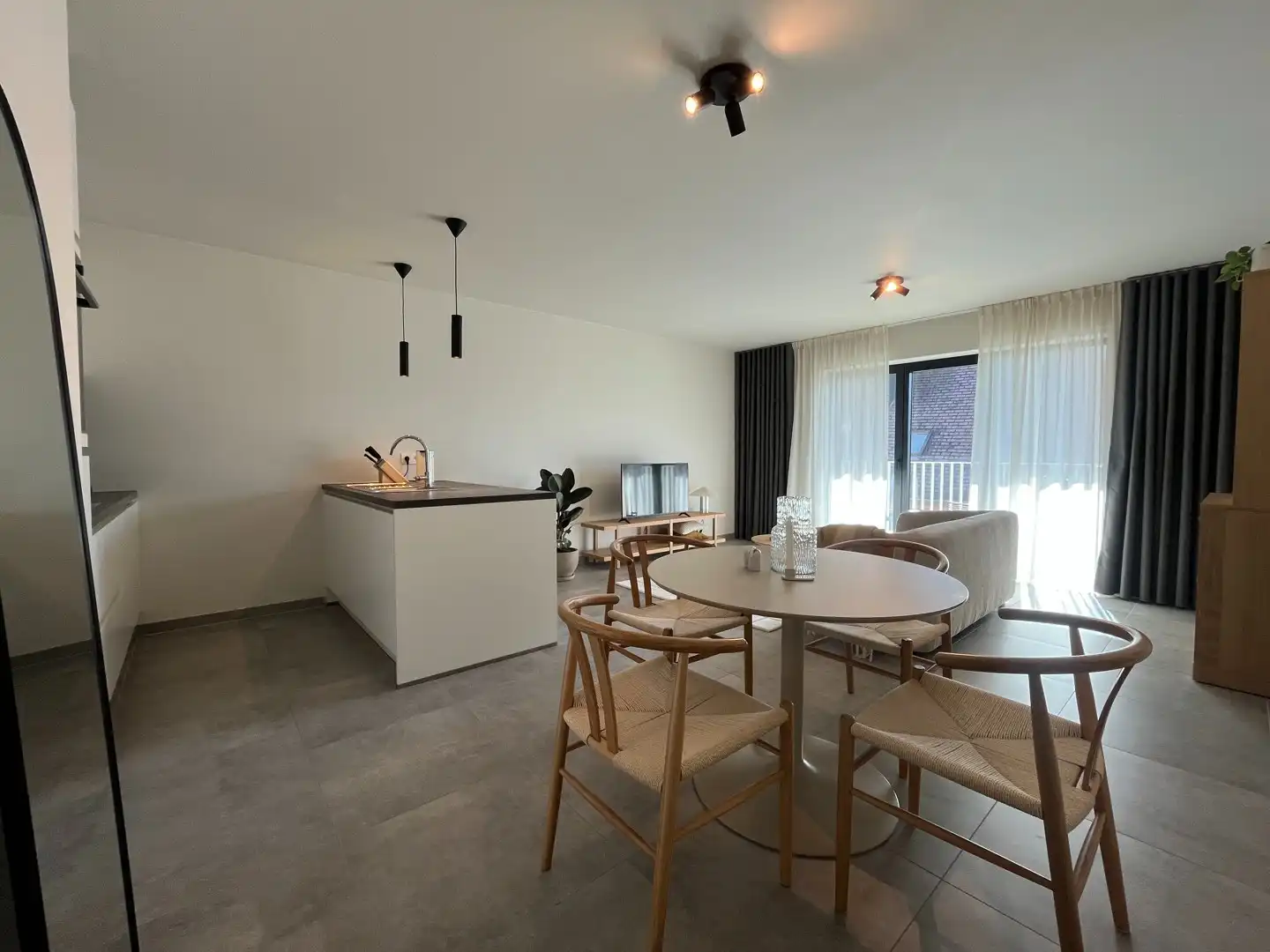 Roeselare - Instapklaar appartement foto 2