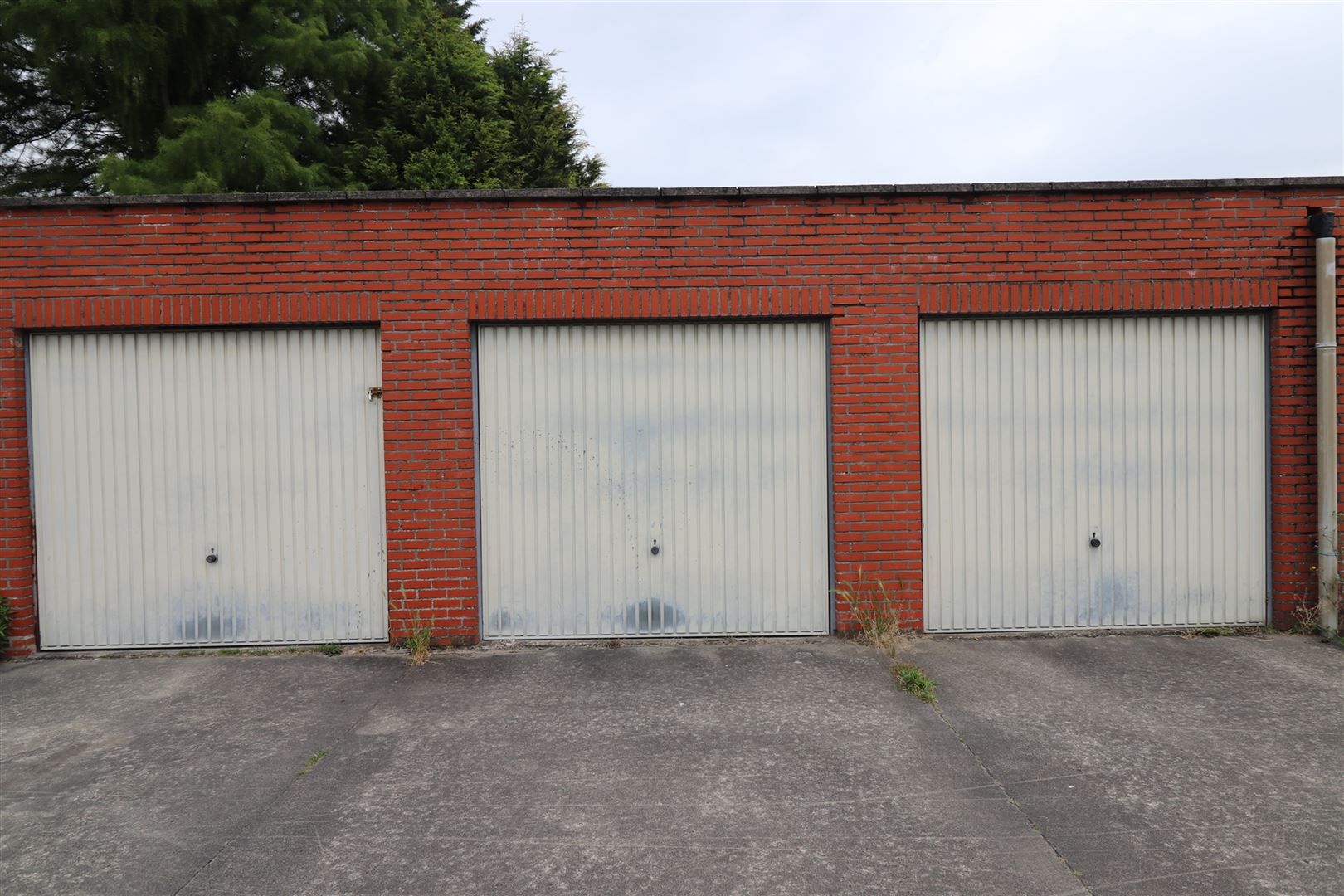 Afgesloten garagebox foto 5