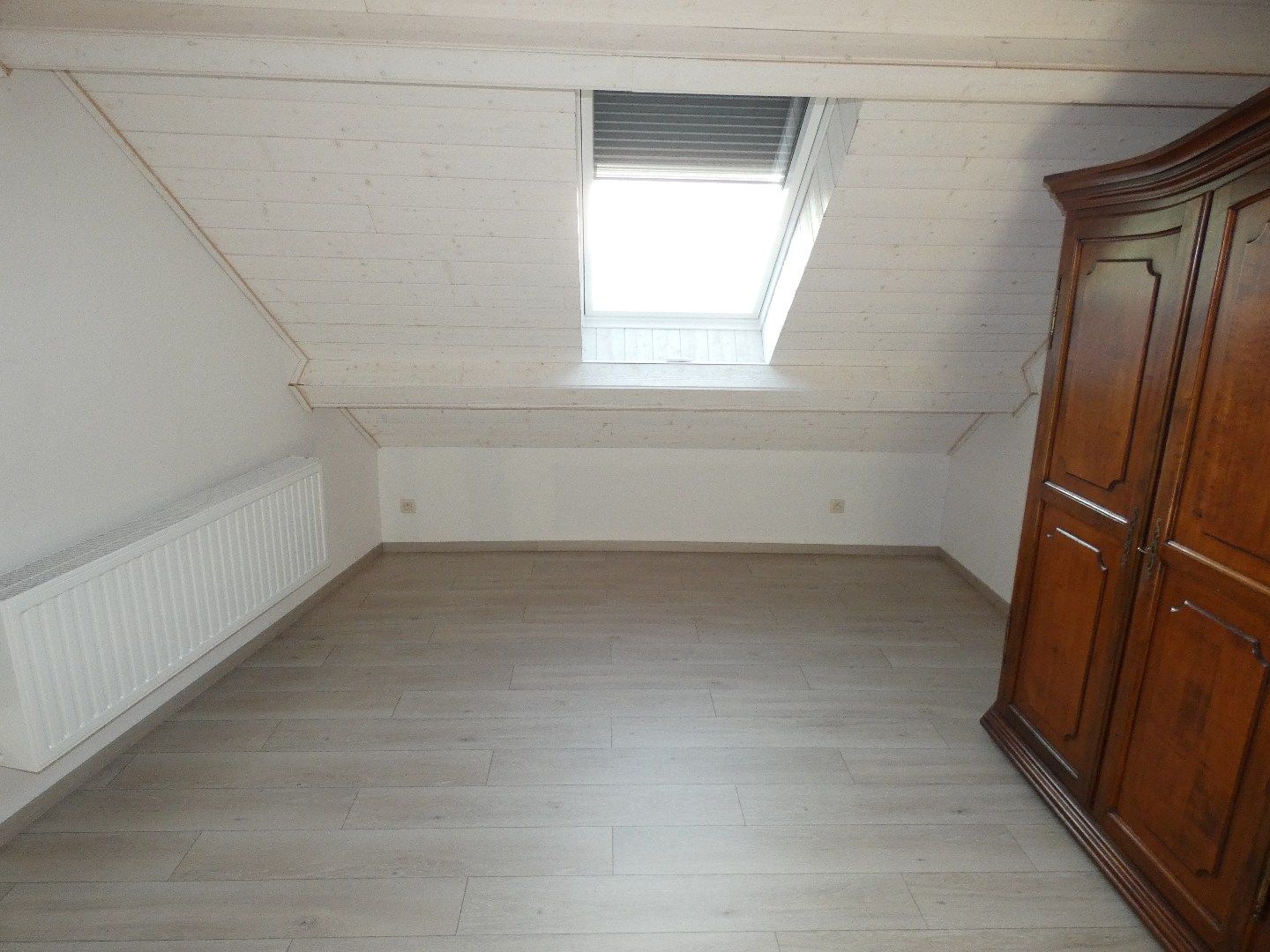Gezellige woning met 3 slpk, koer en terras, gunstig gelegen in Torhout foto 11