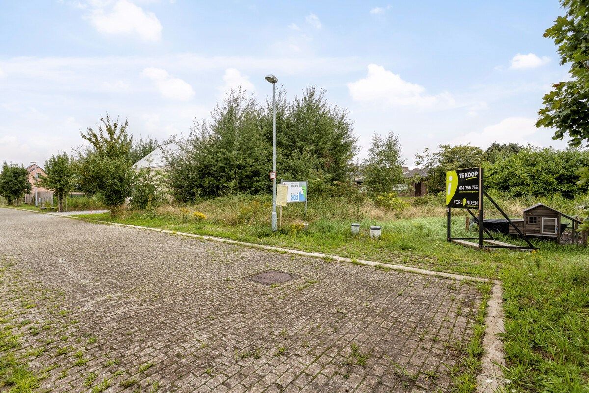 Rustig gelegen bouwgrond op het einde van een doodlopend stuk in een jonge verkaveling. foto 4