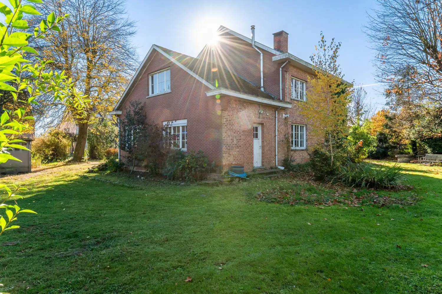 Te renoveren villa met 5 slpkrs op een perceel van 3908 m² te Meise foto 18
