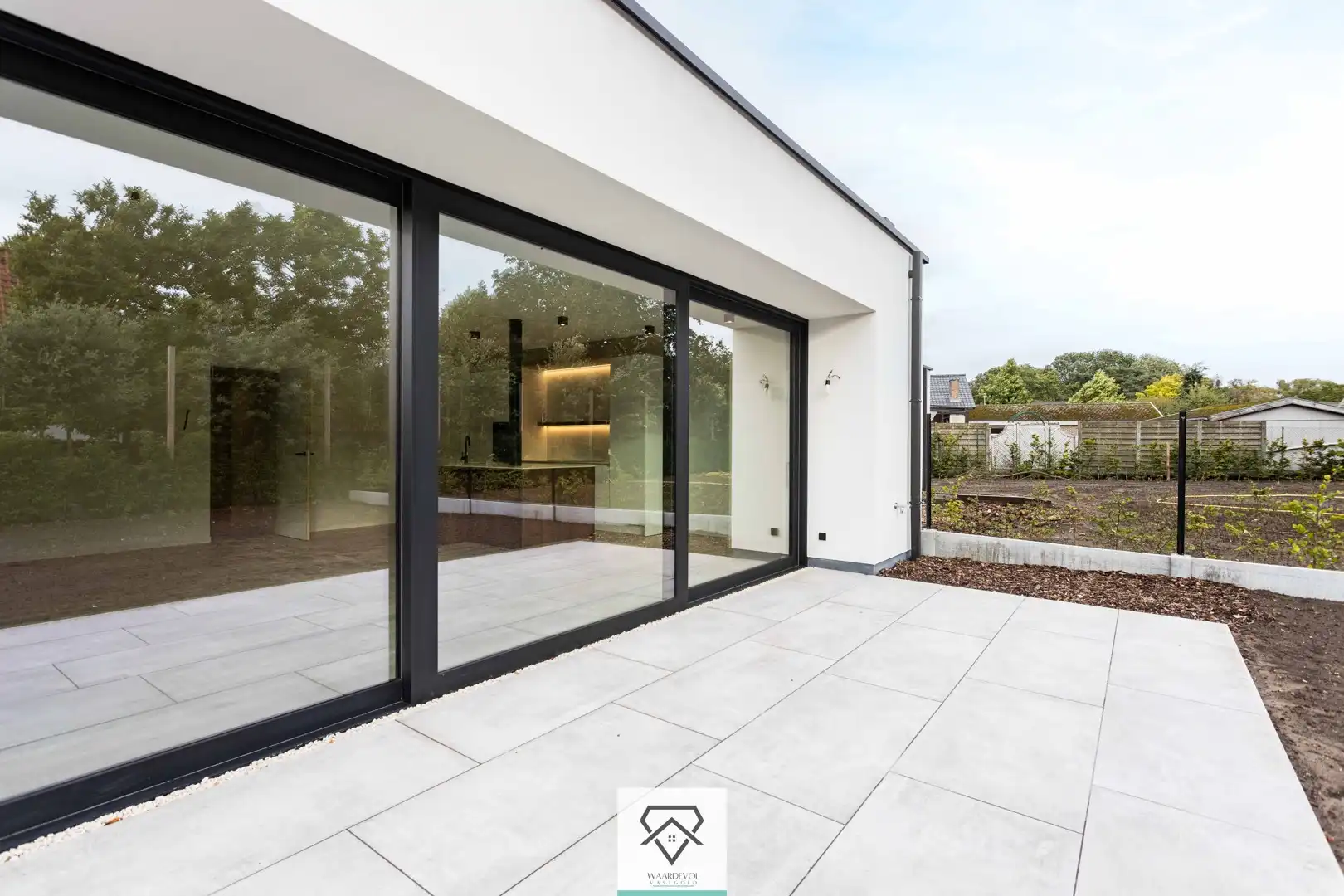 Moderne halfopen BEN-nieuwbouwwoning in Machelen-aan-de-Leie – volledig af te werken naar uw smaak! LAATSTE TE KOOP foto 16