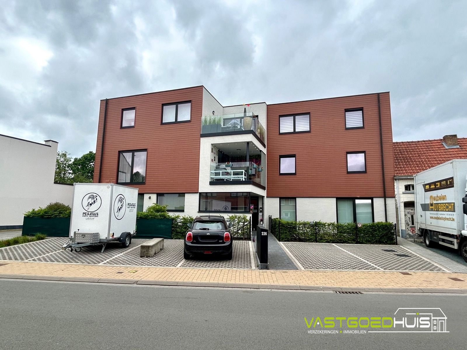 Stijlvol en energiezuinig duplexappartement met groot terras foto {{pictureIndex}}