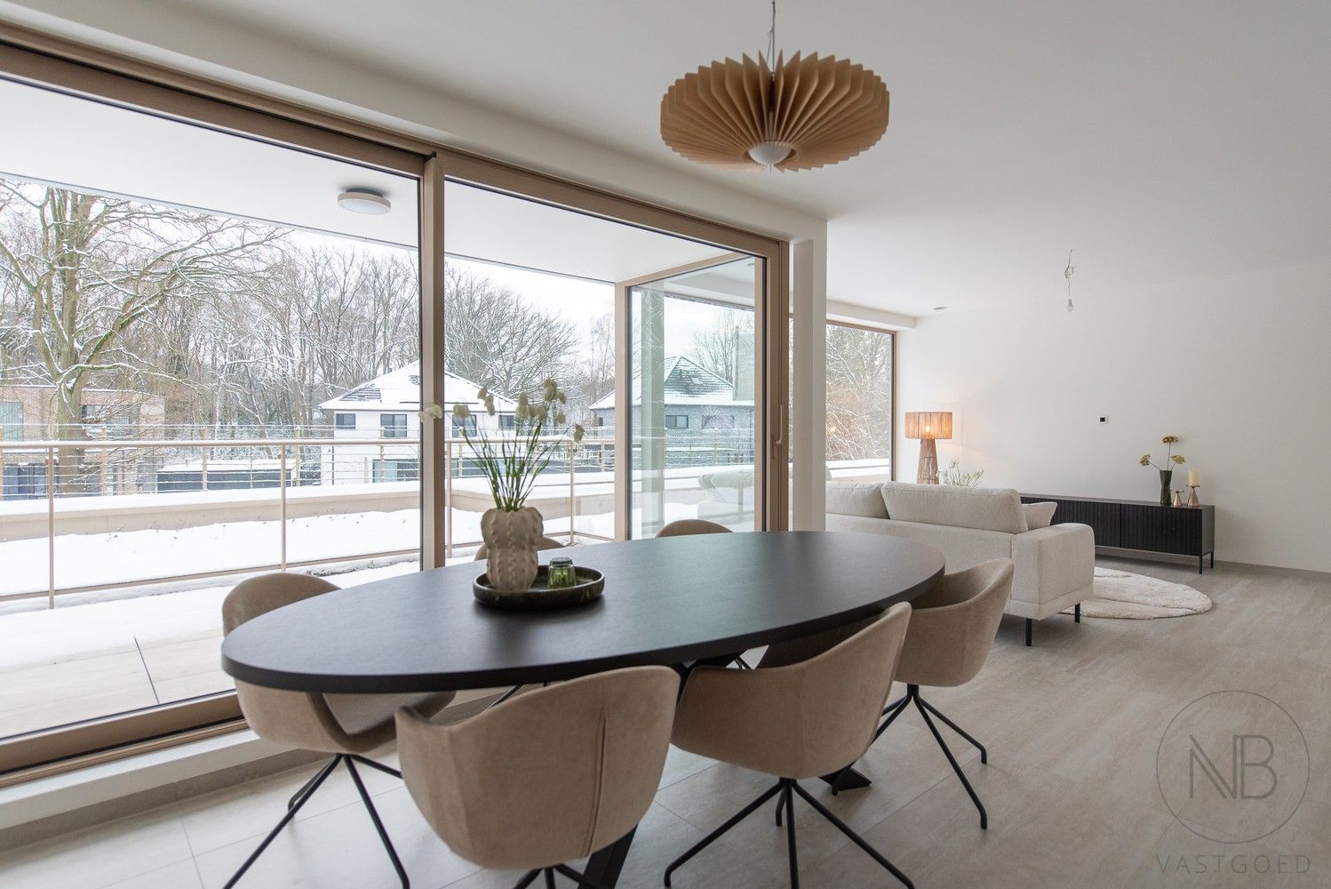 Nieuwbouwappartement met 2 parkeerplaatsen foto 7