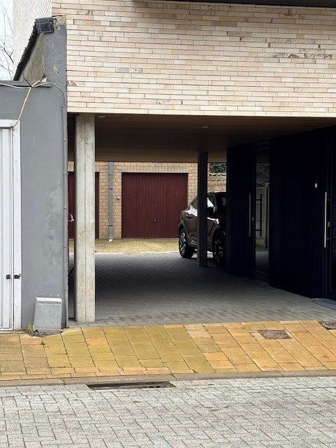 Grote garagebox te Bredene-Sas. foto 2