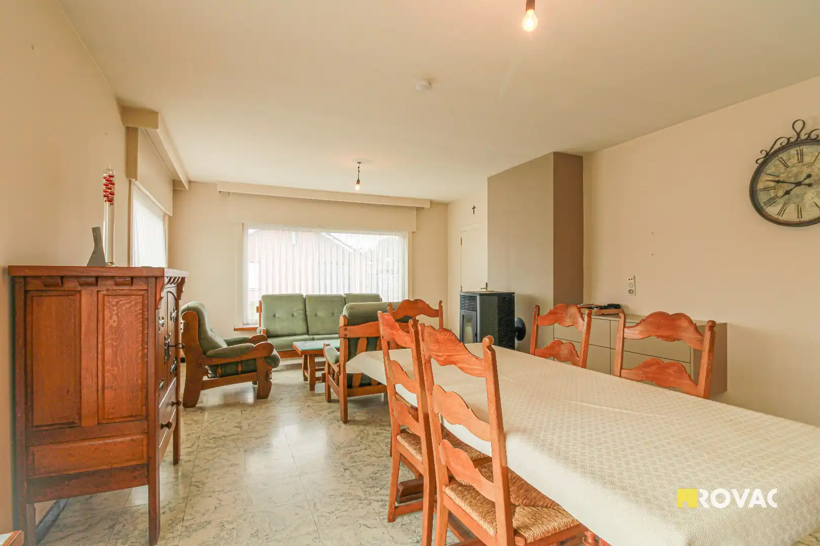 Alleenstaande bungalow op rustige hoekligging nabij provinciedomein ’t Veld te Ardooie! foto 4