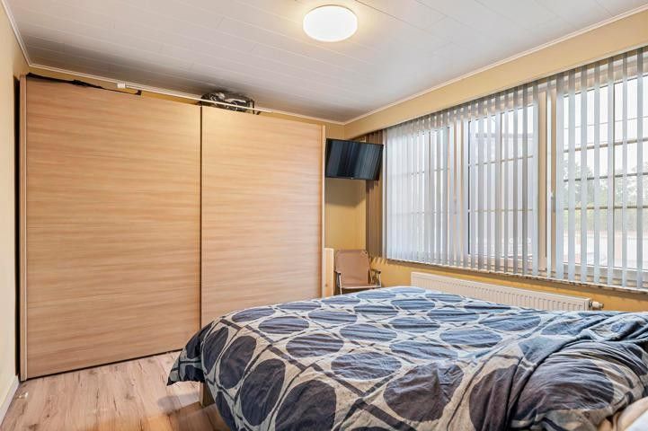 Instapklare woning met garage in hartje Putte – ideaal voor starters of investeerders foto 9