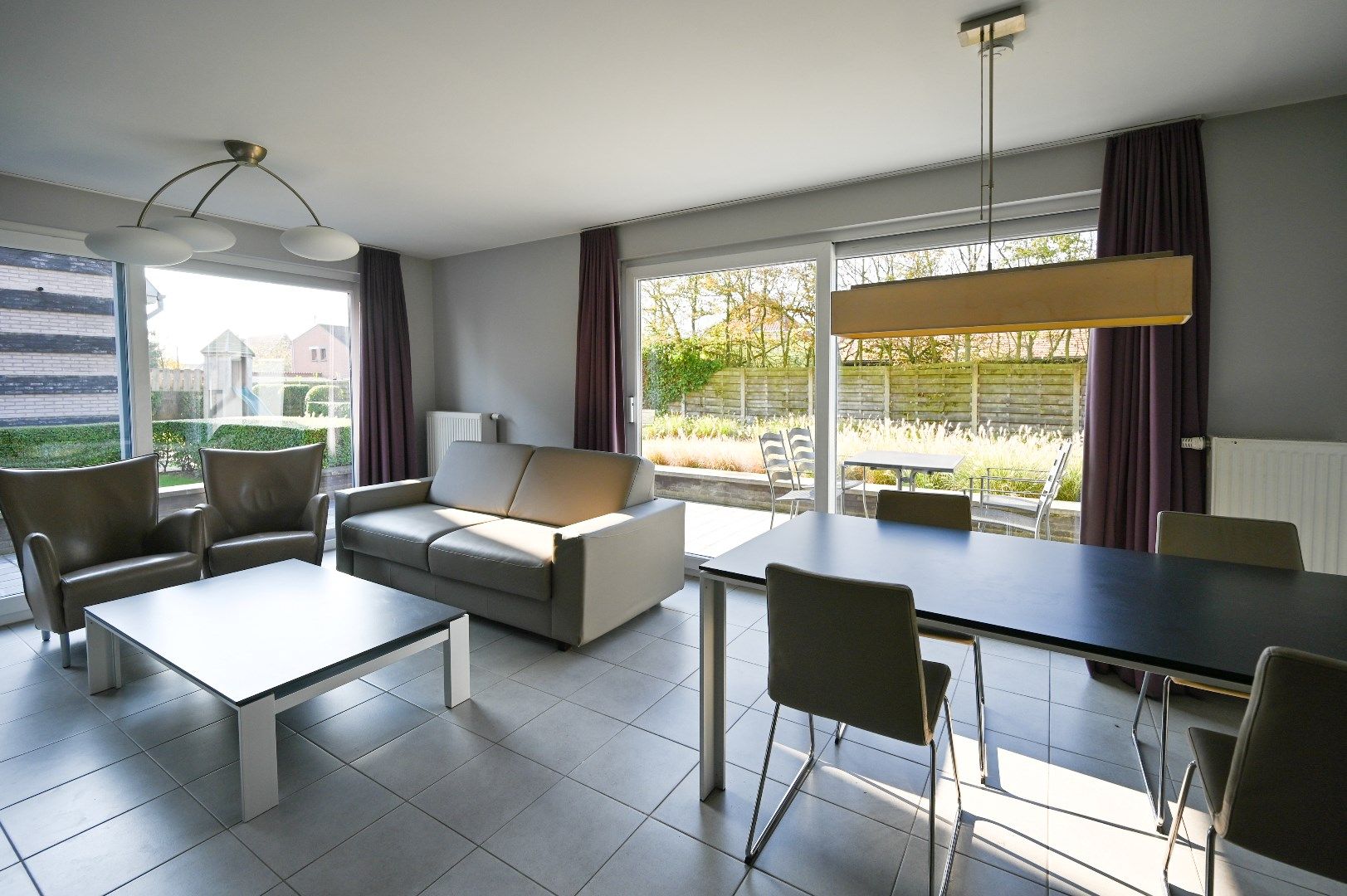 Gelijkvloers appartement met 2 slaapkamers op schitterende locatie aan zee! foto 2