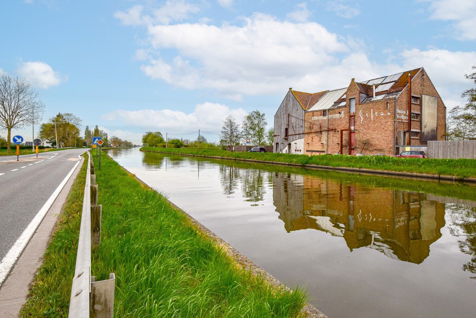 Instapklare woning met 5 slaapkamers en mogelijkheid achterliggende landbouwgrond foto 34