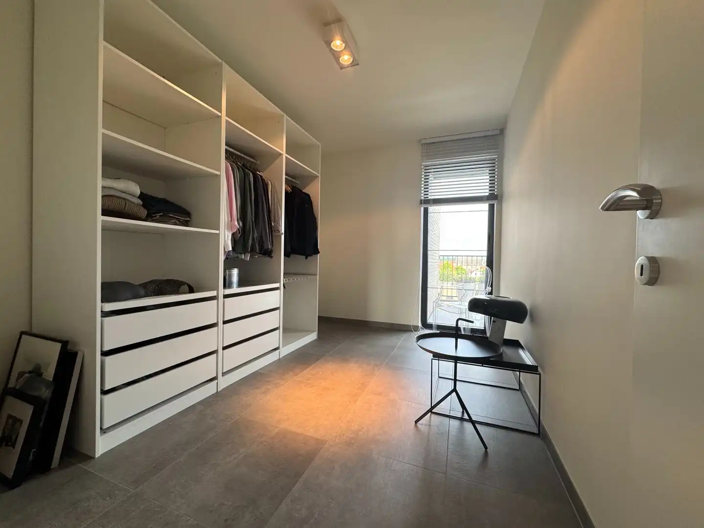 Nieuwbouwappartement met 2 slaapkamers én 2 terrassen te huur in Dilsen foto 6