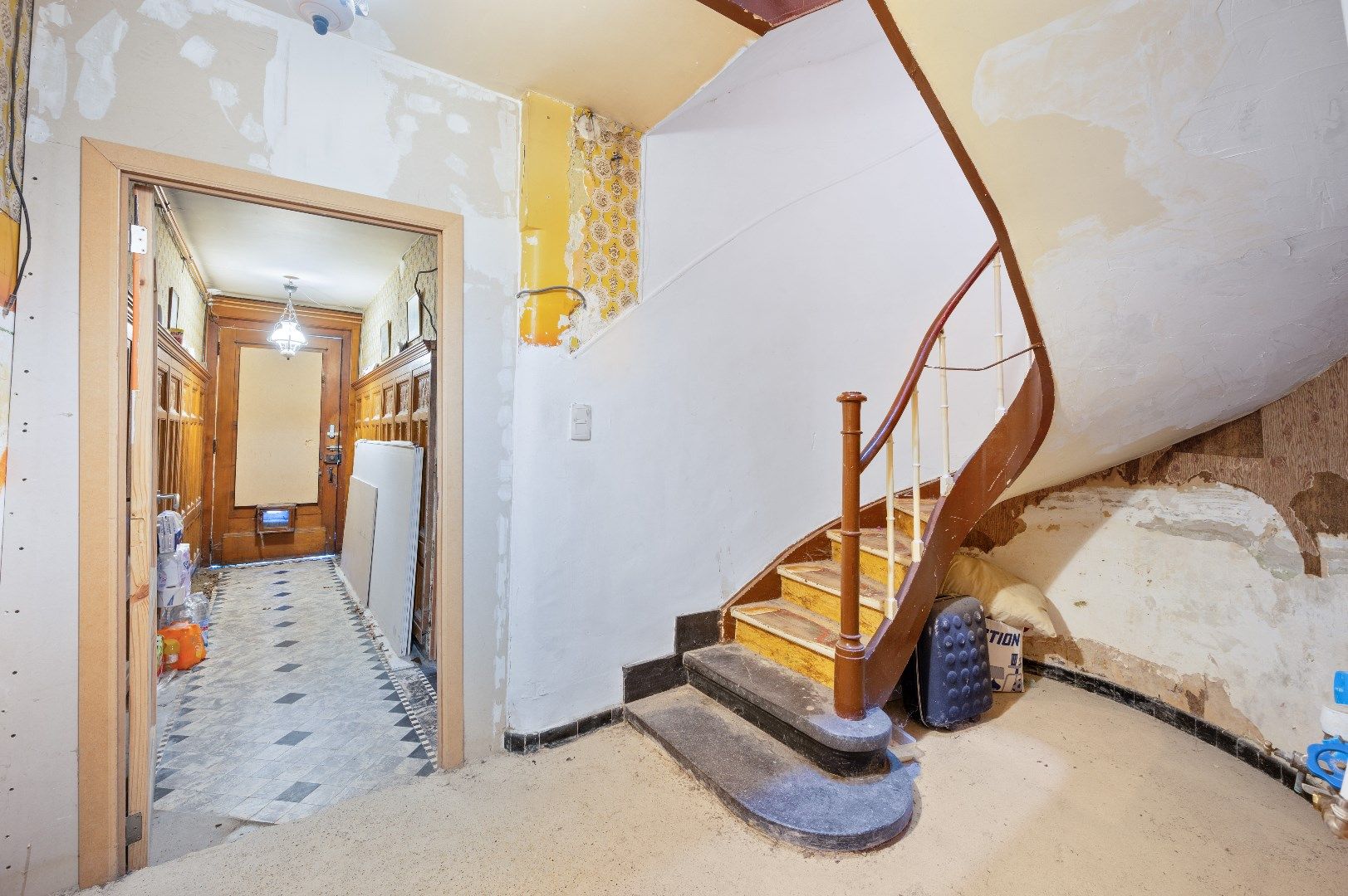 Centraal gelegen gezinswoning met 6 slaapkamers foto 11