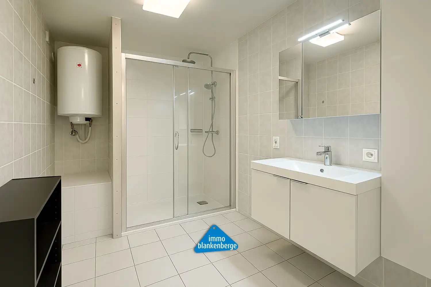 Licht en comfortabel appartement met twee slaapkamers foto 9