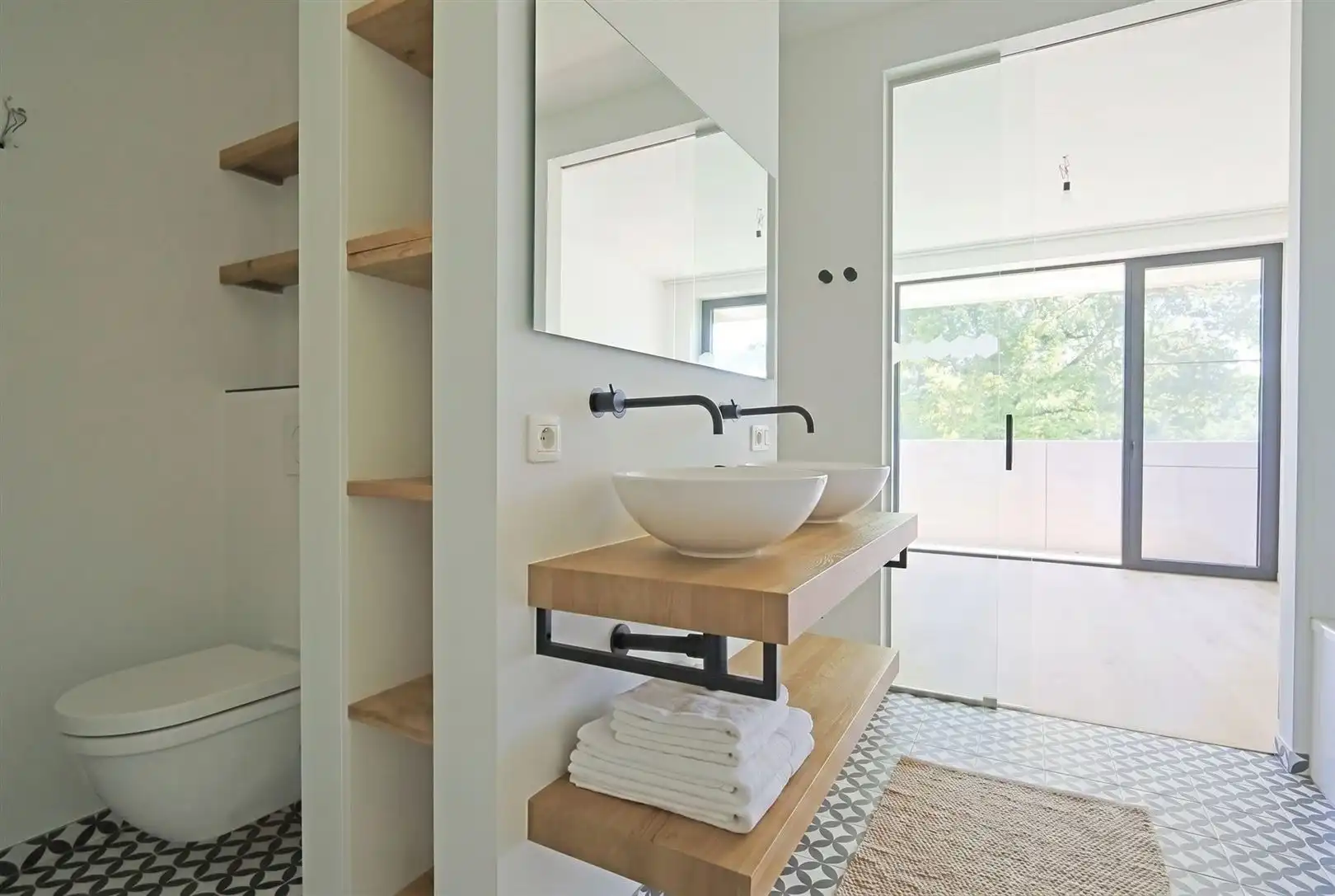 Lichtrijk appartement met uitzonderlijk zicht foto 13