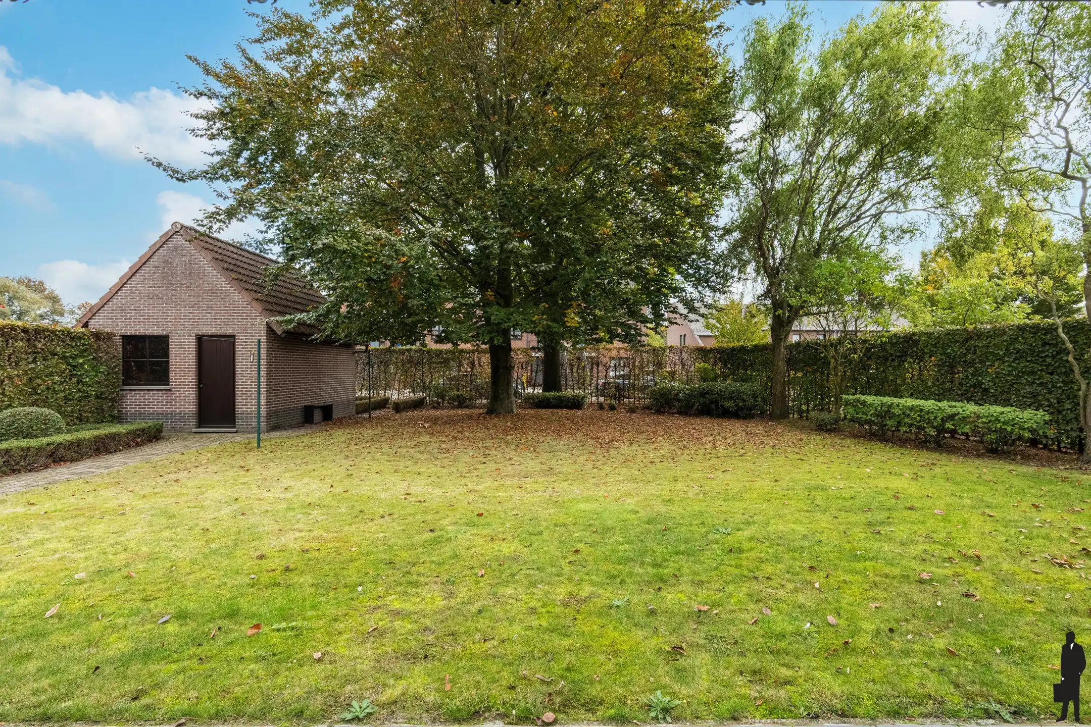 Vrijstaande woning met garage, bijgebouw en ruime zolder foto 20