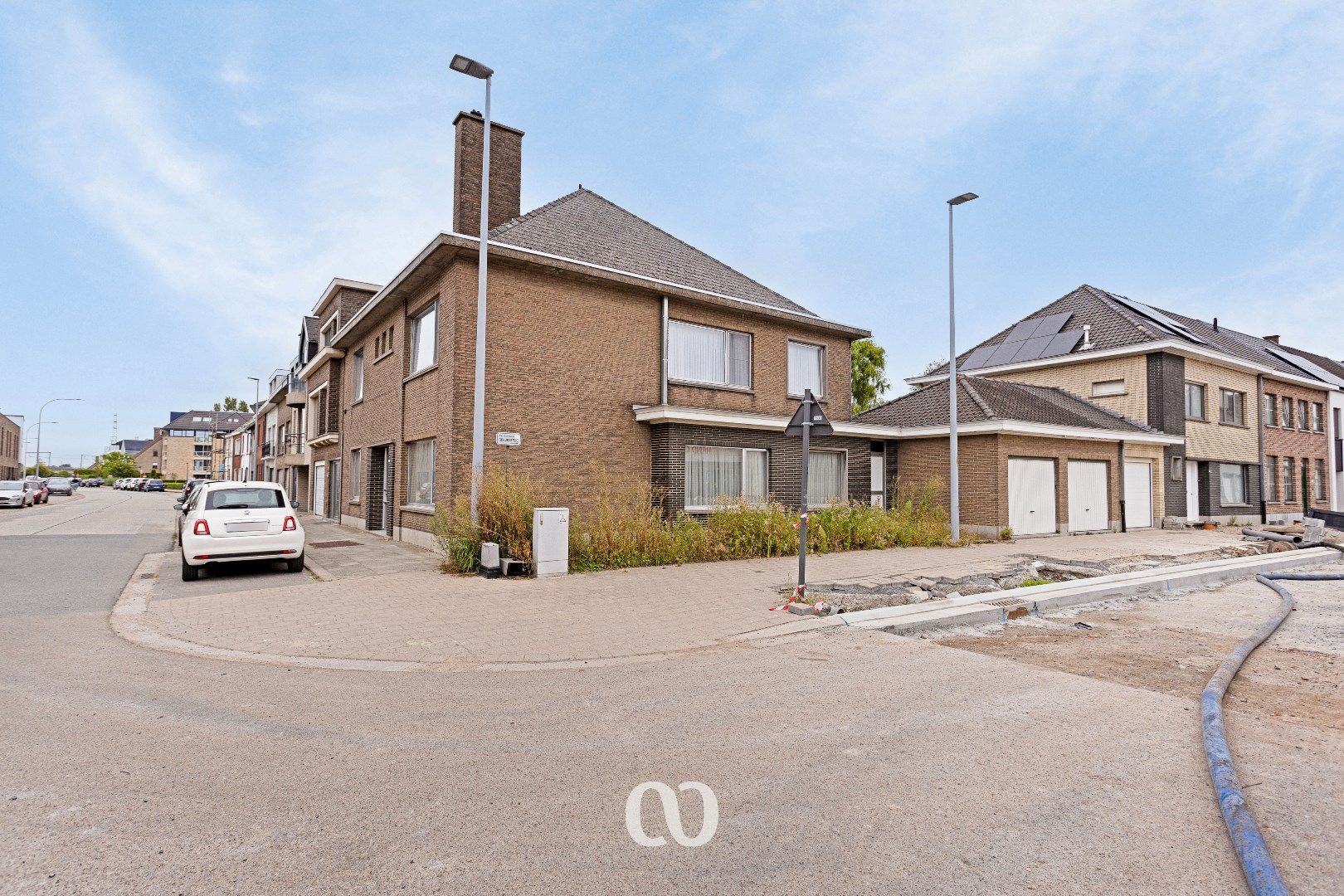 Gebouw met twee appartementen te koop in centrum Oudenaarde foto 1