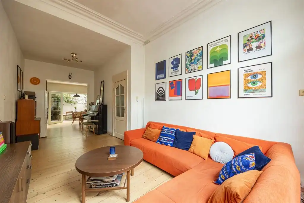 Lichtrijke stadswoning met authentieke elementen foto 8