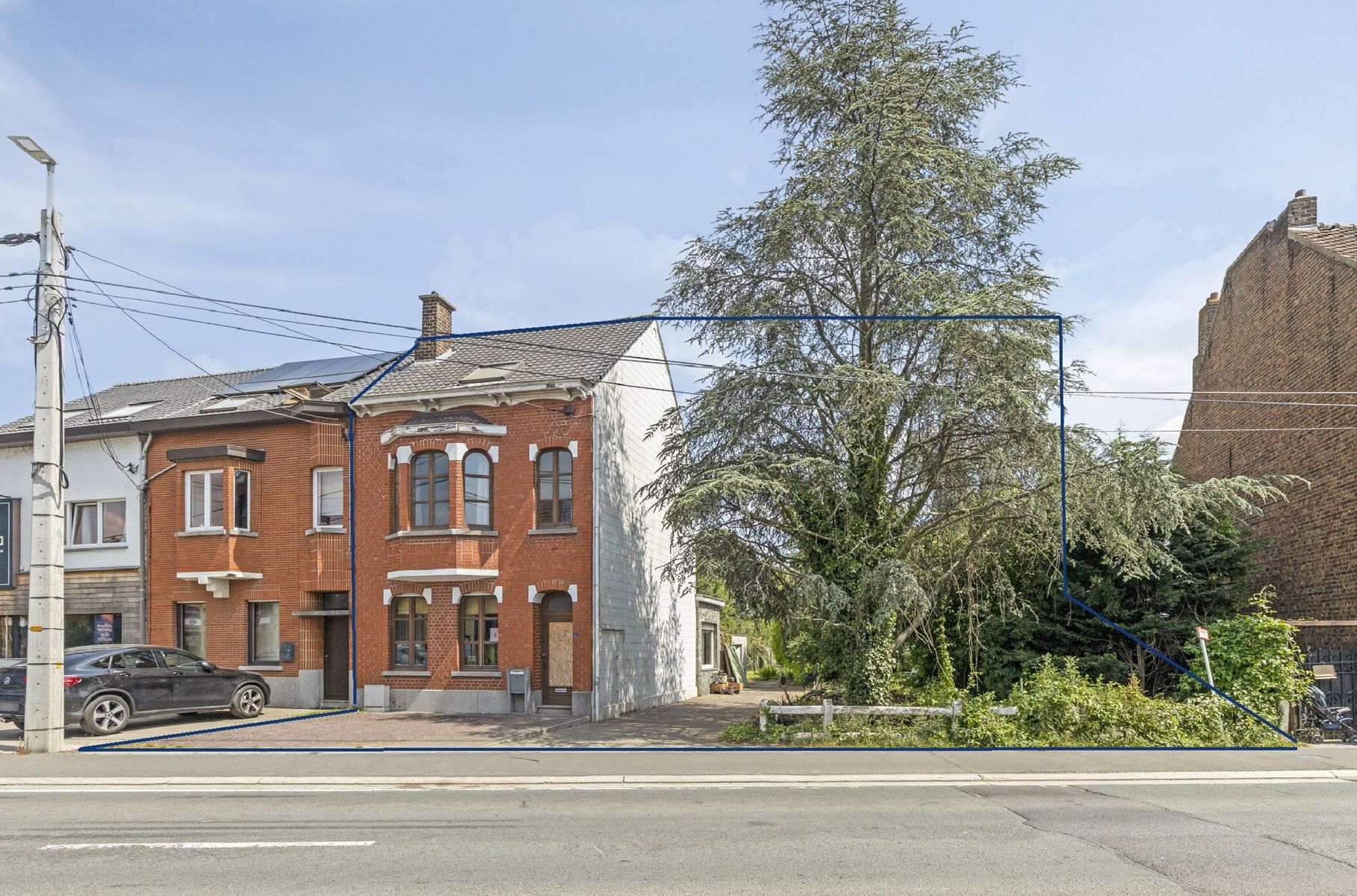 Hoofdfoto van de publicatie: Charmante woning met naastgelegen bouwgrond
