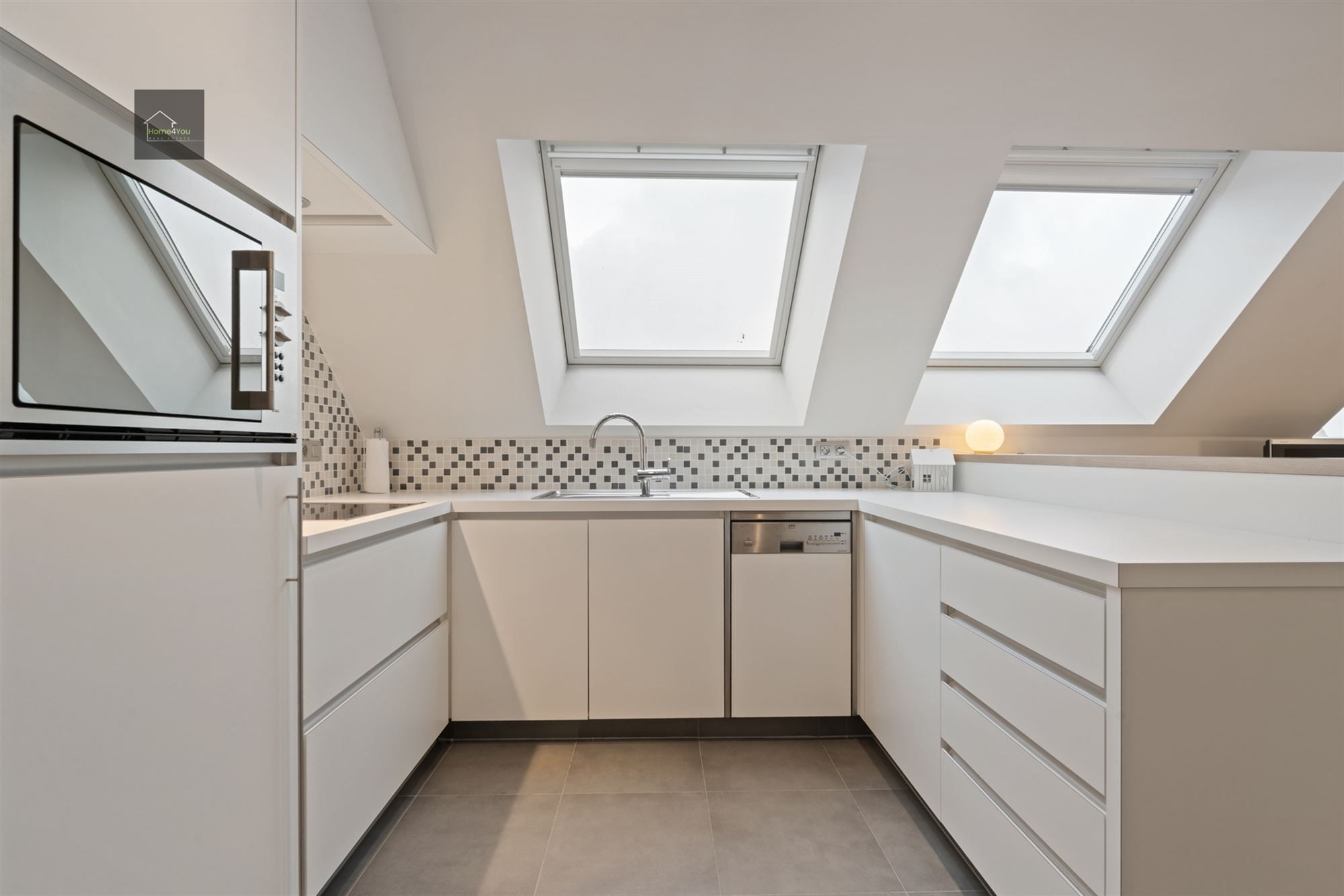 Uniek appartement op de 7e verdieping met terras en zeezicht foto 8