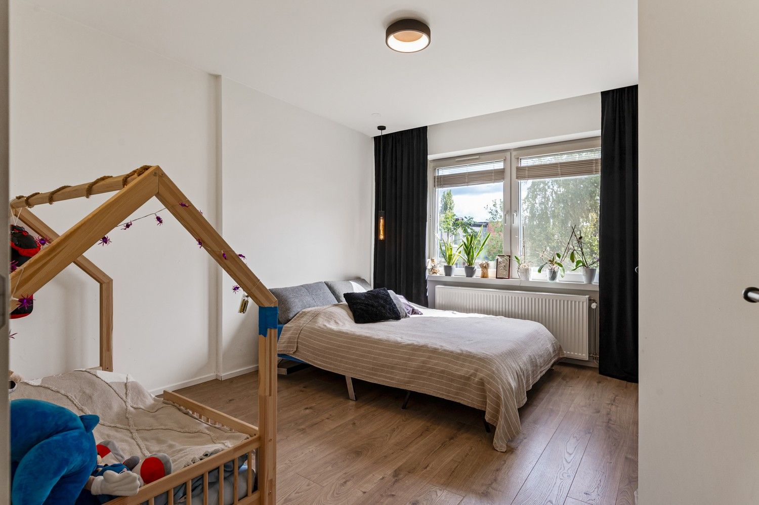 Appartement met 2 slaapkamers en terras te koop in Borgerhout! foto 15