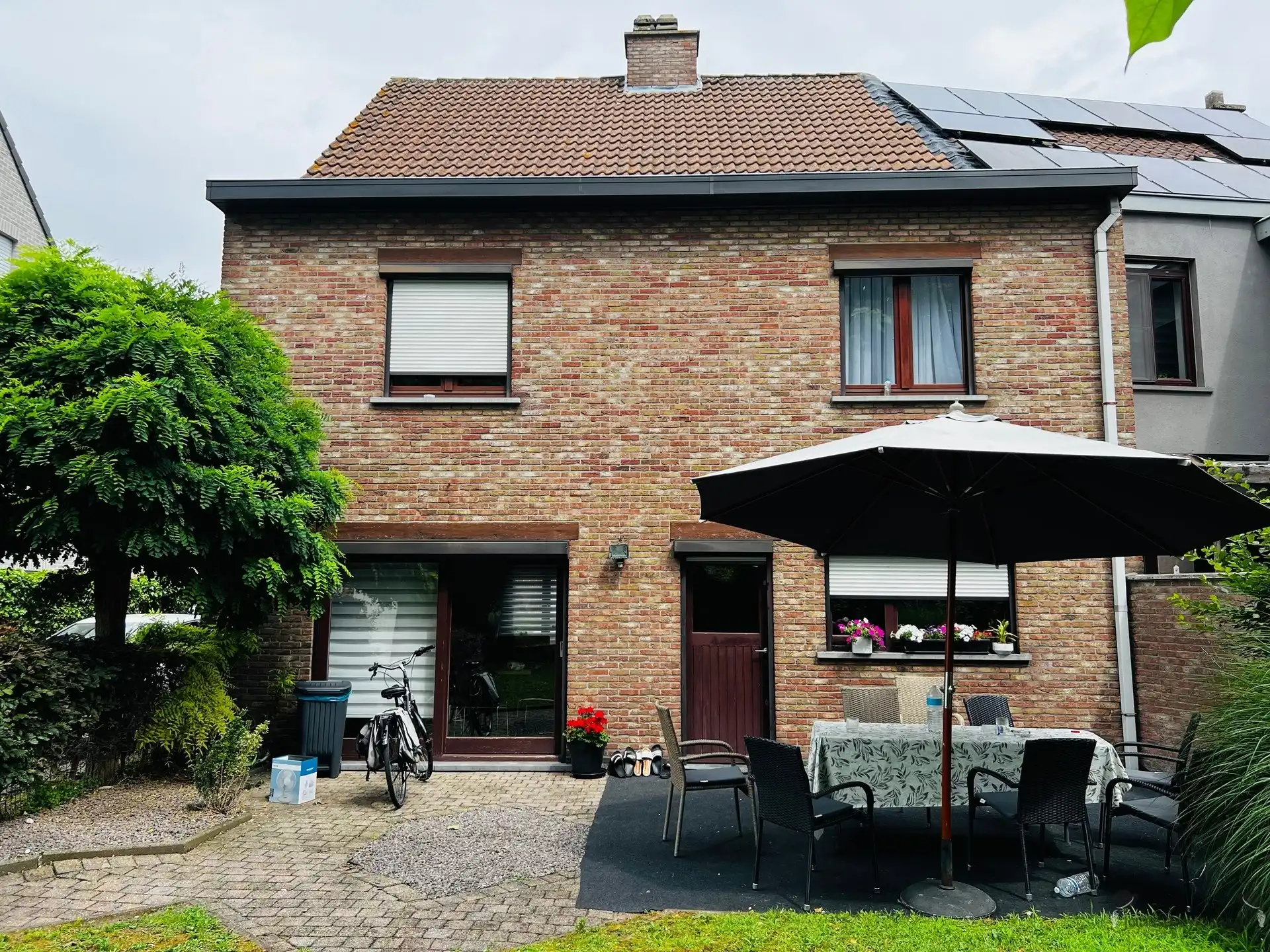 eengezinswoning met ruime tuin  foto 5