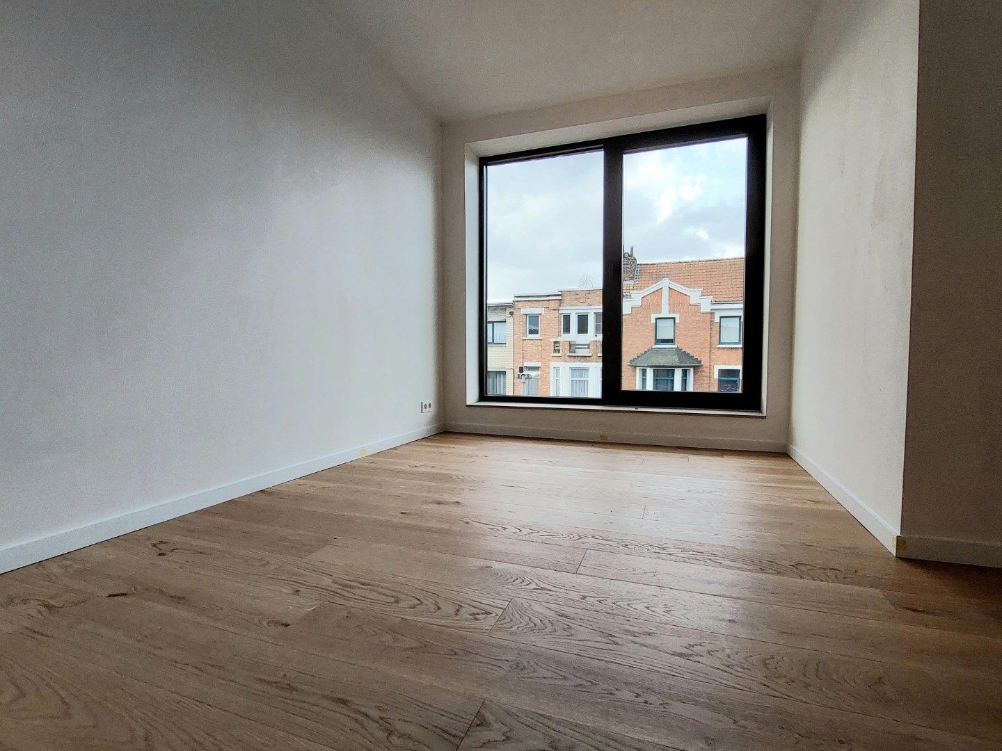 Ruime woning met 2 units foto 18