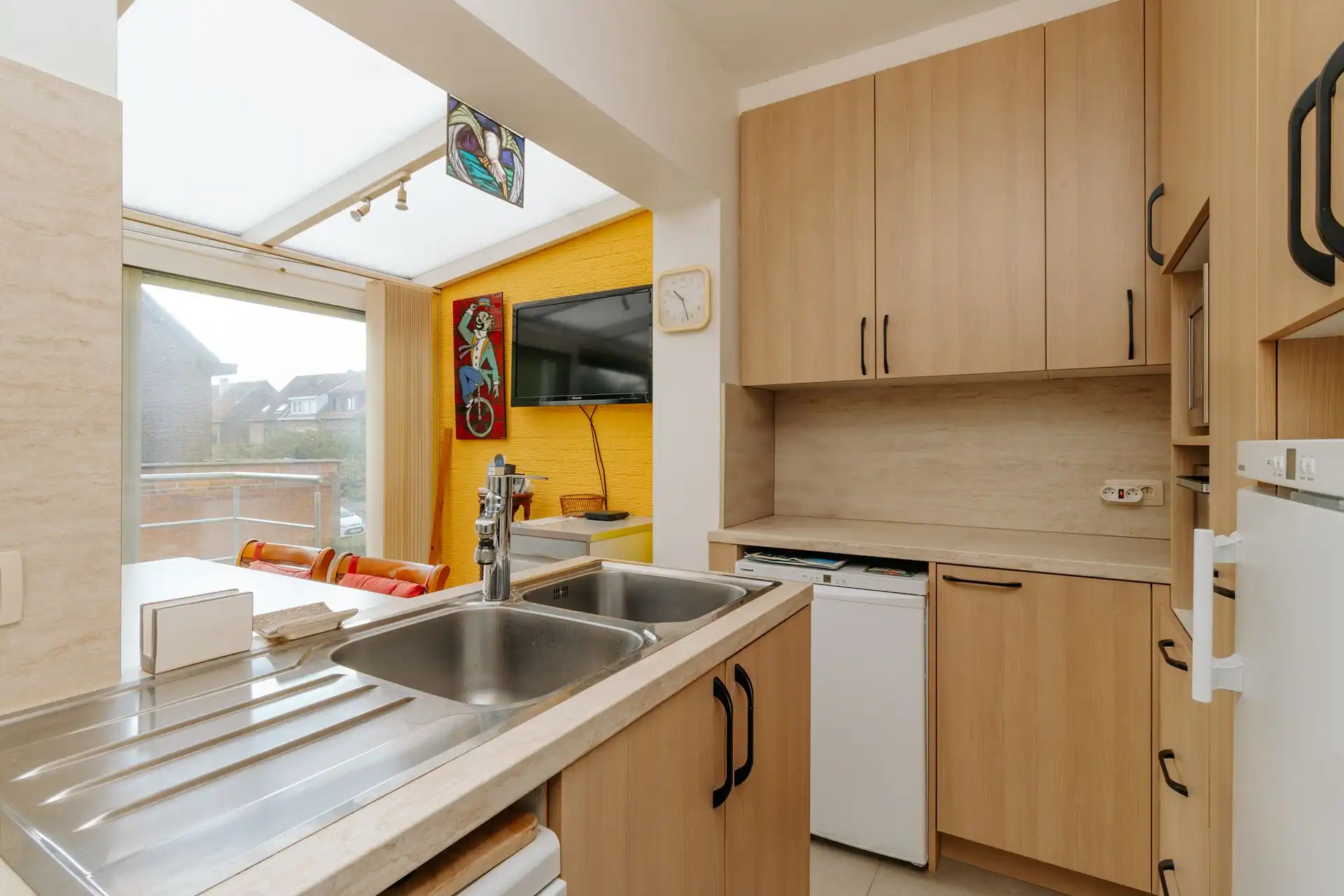 Bel-etagewoning vol karakter en potentieel in Wilrijk! foto 7