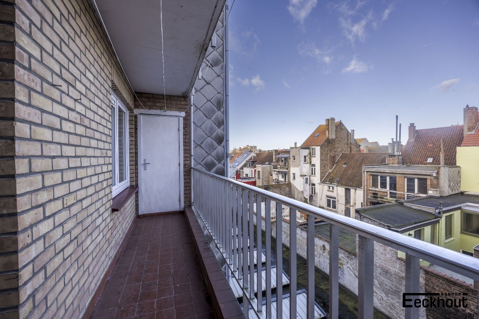 Instapklaar en gunstig gelegen appartement op wandelafstand van zeedijk en strand! foto 13