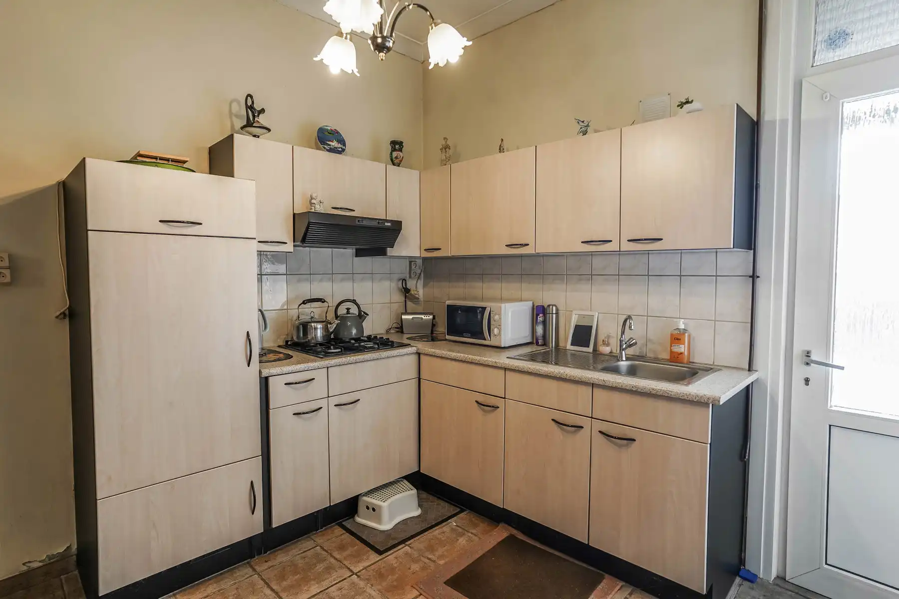 Rustig gelegen te renoveren HOB woning in Kapelle-op-den-Bos foto 13