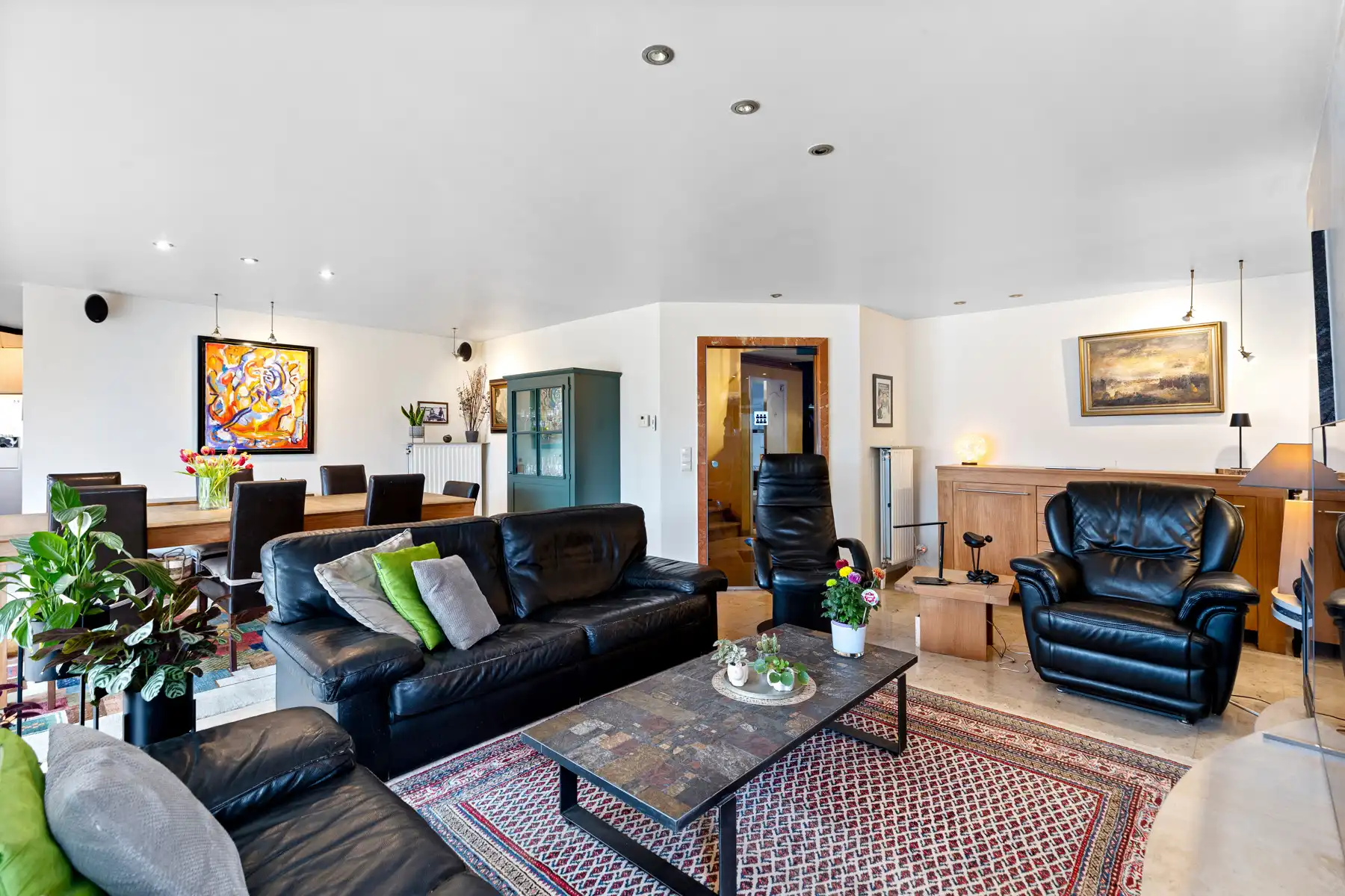 Exclusieve woning met 270 m² comfort op perceel van 998 m² foto 4