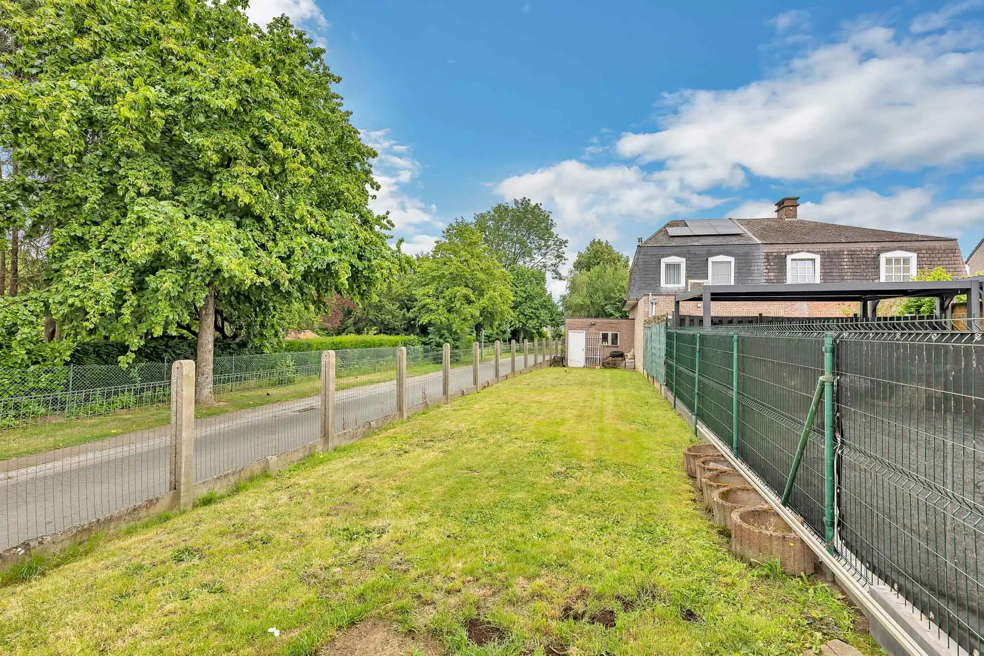 Instapklare hoekwoning met garage foto 20
