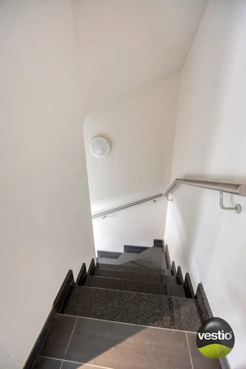 RUSTIG GELEGEN RUIME DUPLEX VAN 178M² NABIJ CENTRUM MUNSTERBILZEN. foto 14