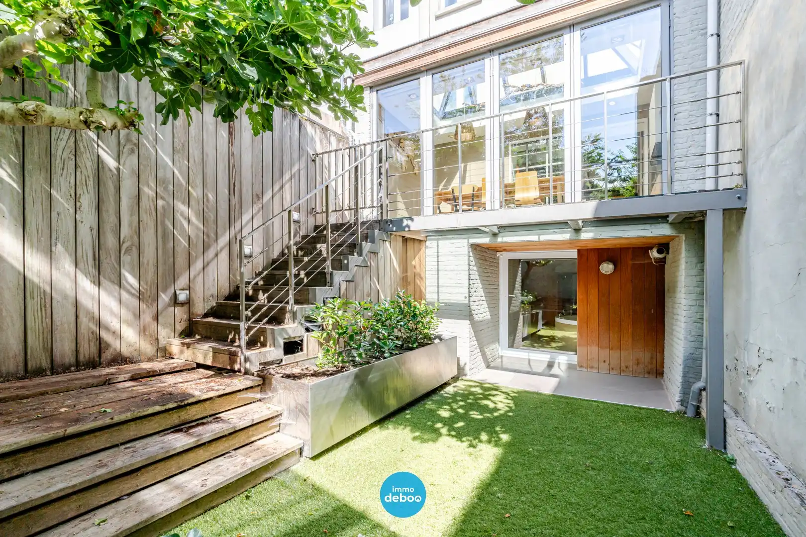 Karaktervolle woning met zuidgerichte stadstuin & wellness foto 2