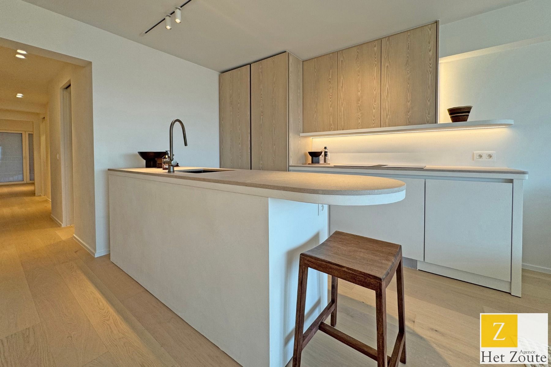 Gerenoveerd appartement op de Zeedijk-Duinbergen foto 9