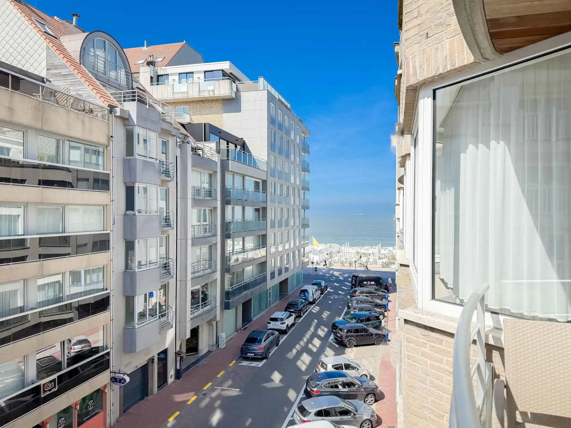 Appartement met ZEEZICHT, vlakbij het Driehoeksplein... foto 3