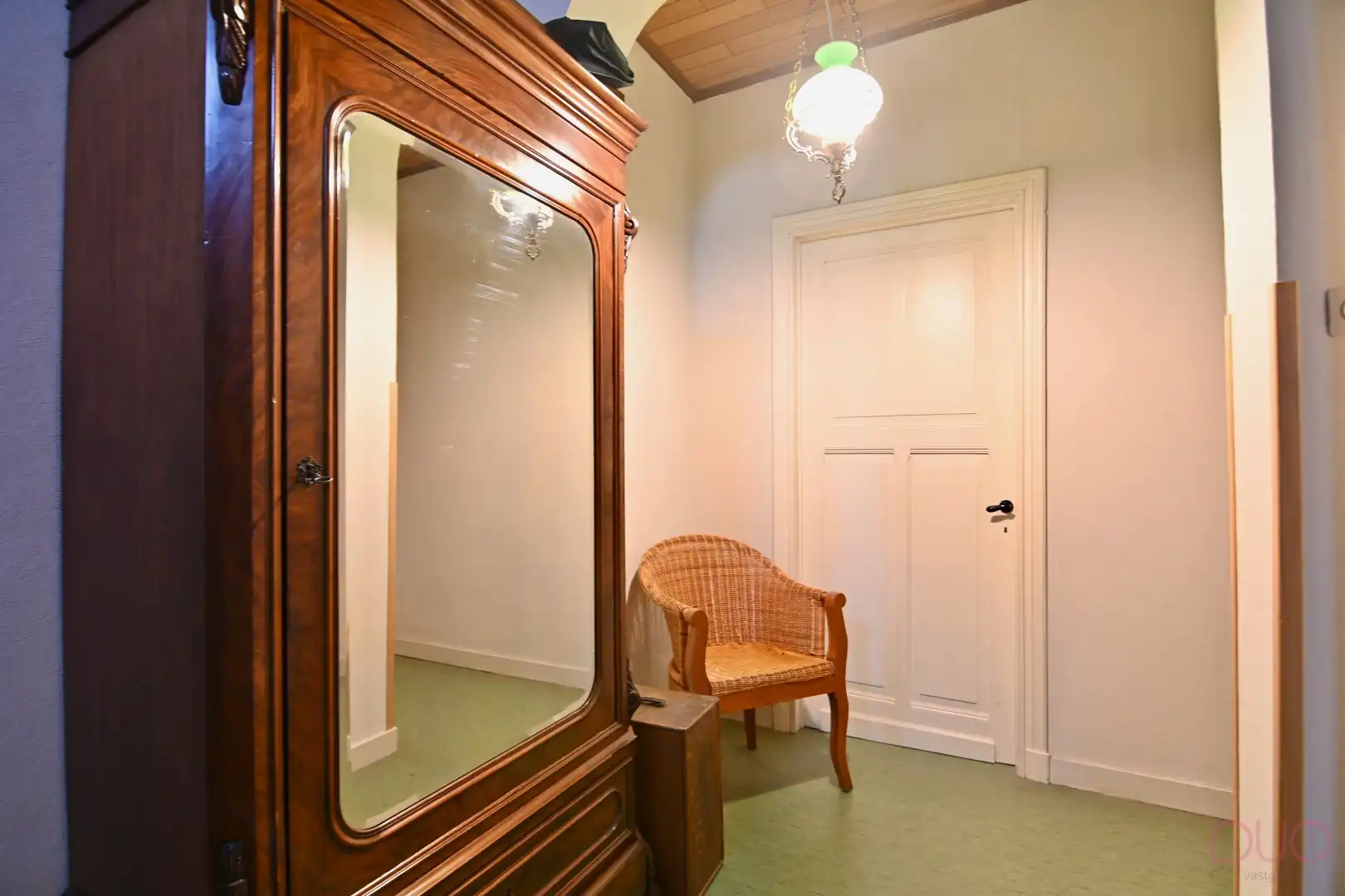 Ruime stadswoning met tuin in het centrum van Landen. foto 20